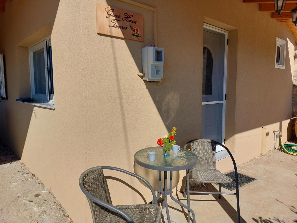 Guest House Tsanes Pinakokhorion Buitenkant foto